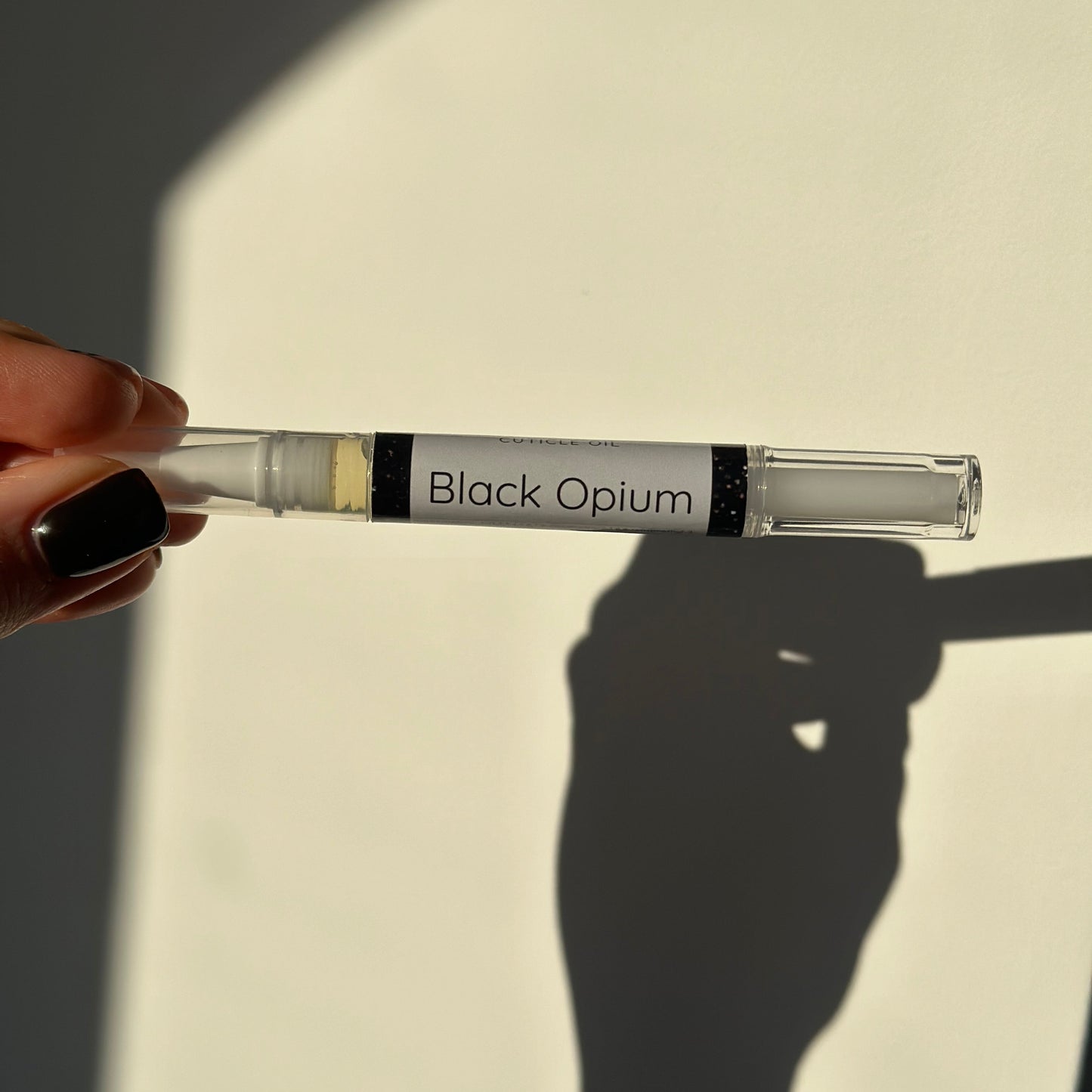 Cuticle oil pen